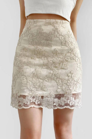 Златиста Пола